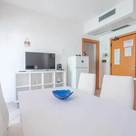 Saturnia Hotel apartamentowy Riccione