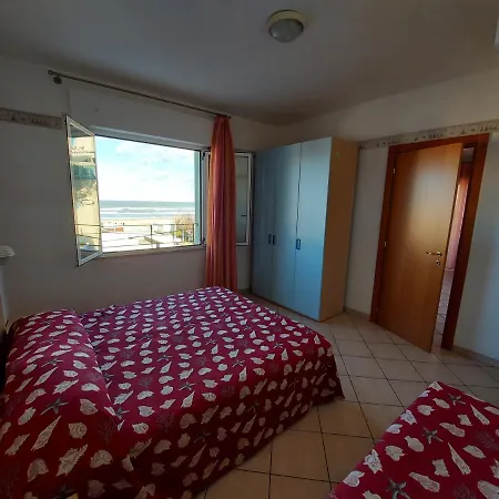 Ξενοδοχείο με διαμερίσματα Saturnia 3*