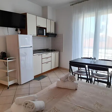 Saturnia Hotel apartamentowy Riccione