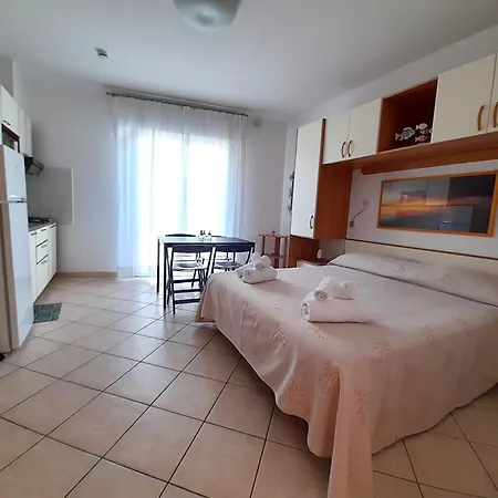 Ξενοδοχείο με διαμερίσματα Saturnia 3*