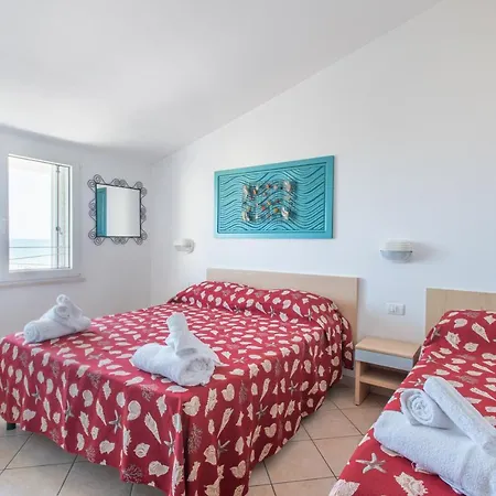 Saturnia 3*