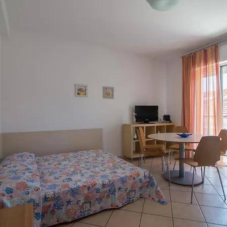 شقة فندقية Saturnia 3*