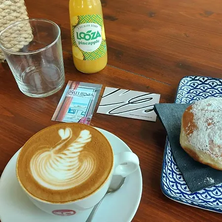 Saturnia ريتشيوني