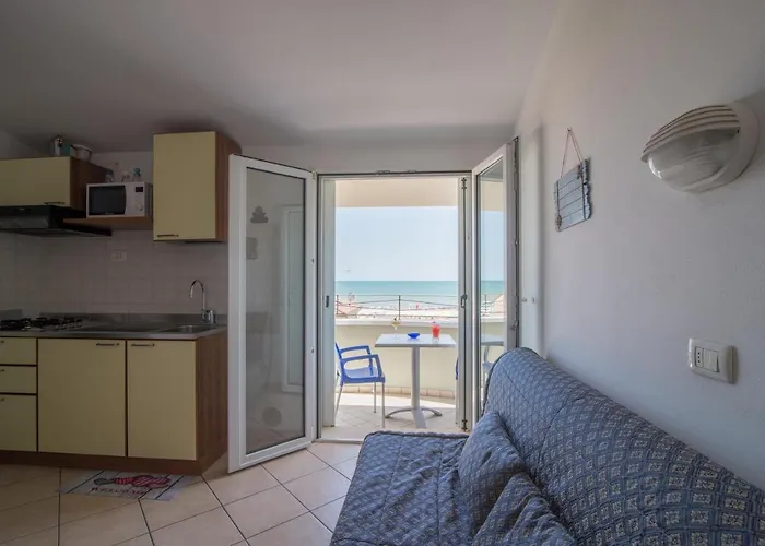 Aparthotel Saturnia 3*