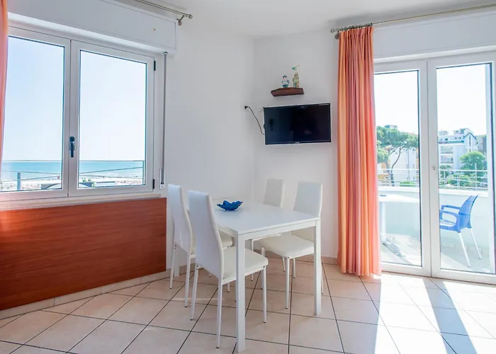 Aparthotel Saturnia 3*